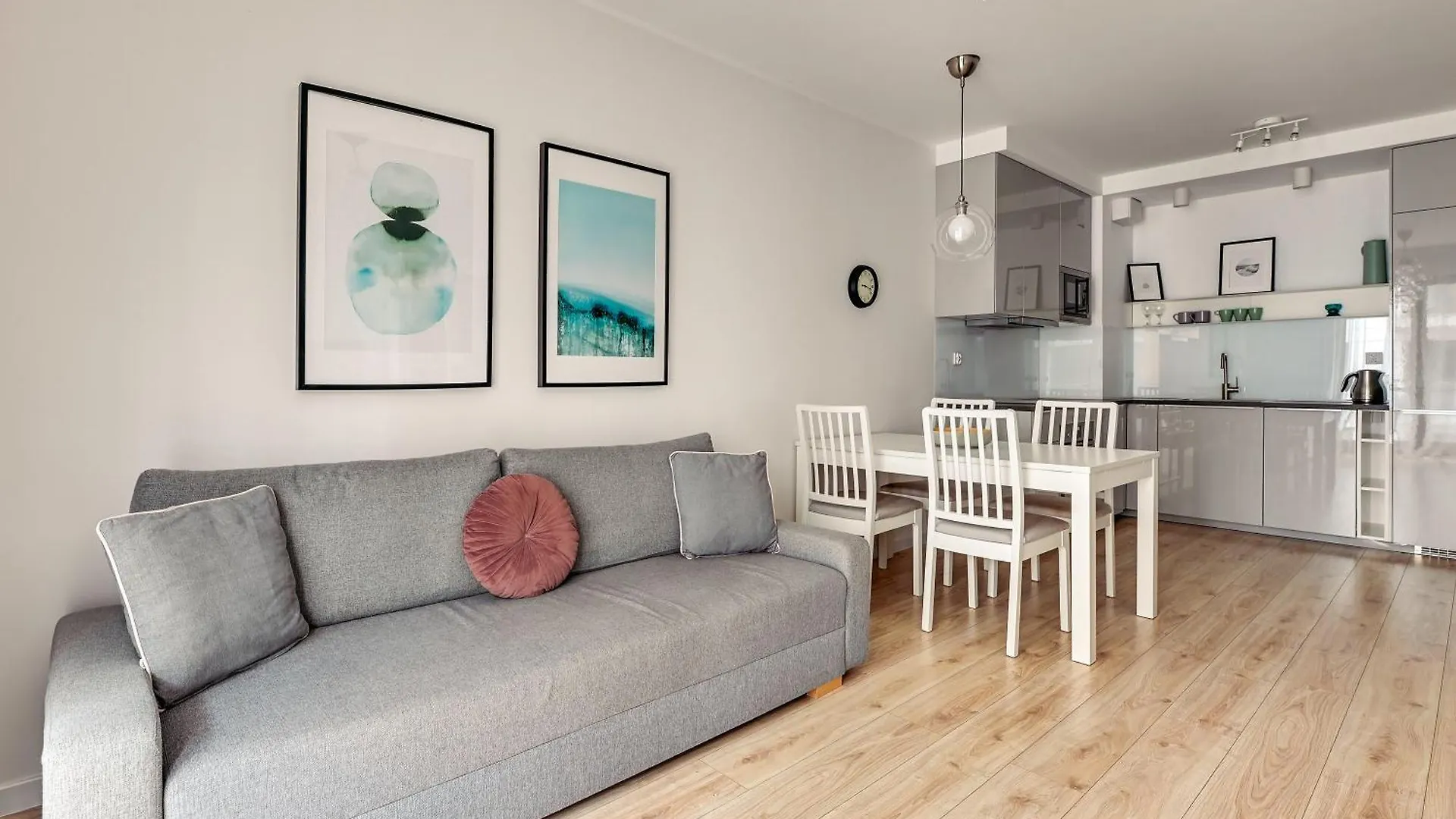 NORDBYHUS Apartamenty Chmielna Park Danzig Apartment